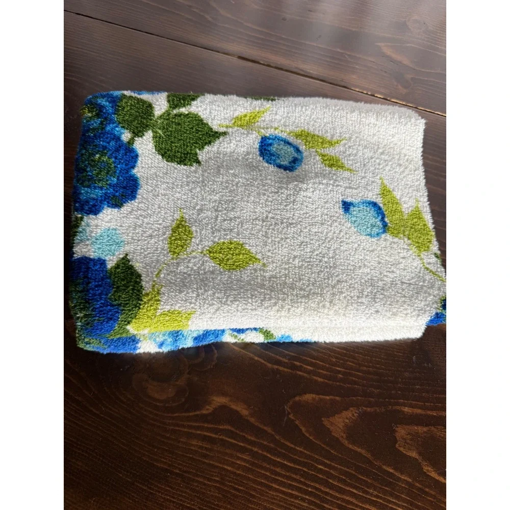 Vintage Blue Rose Floral Cotton Hand Towel Fringe Made in USA 22x41